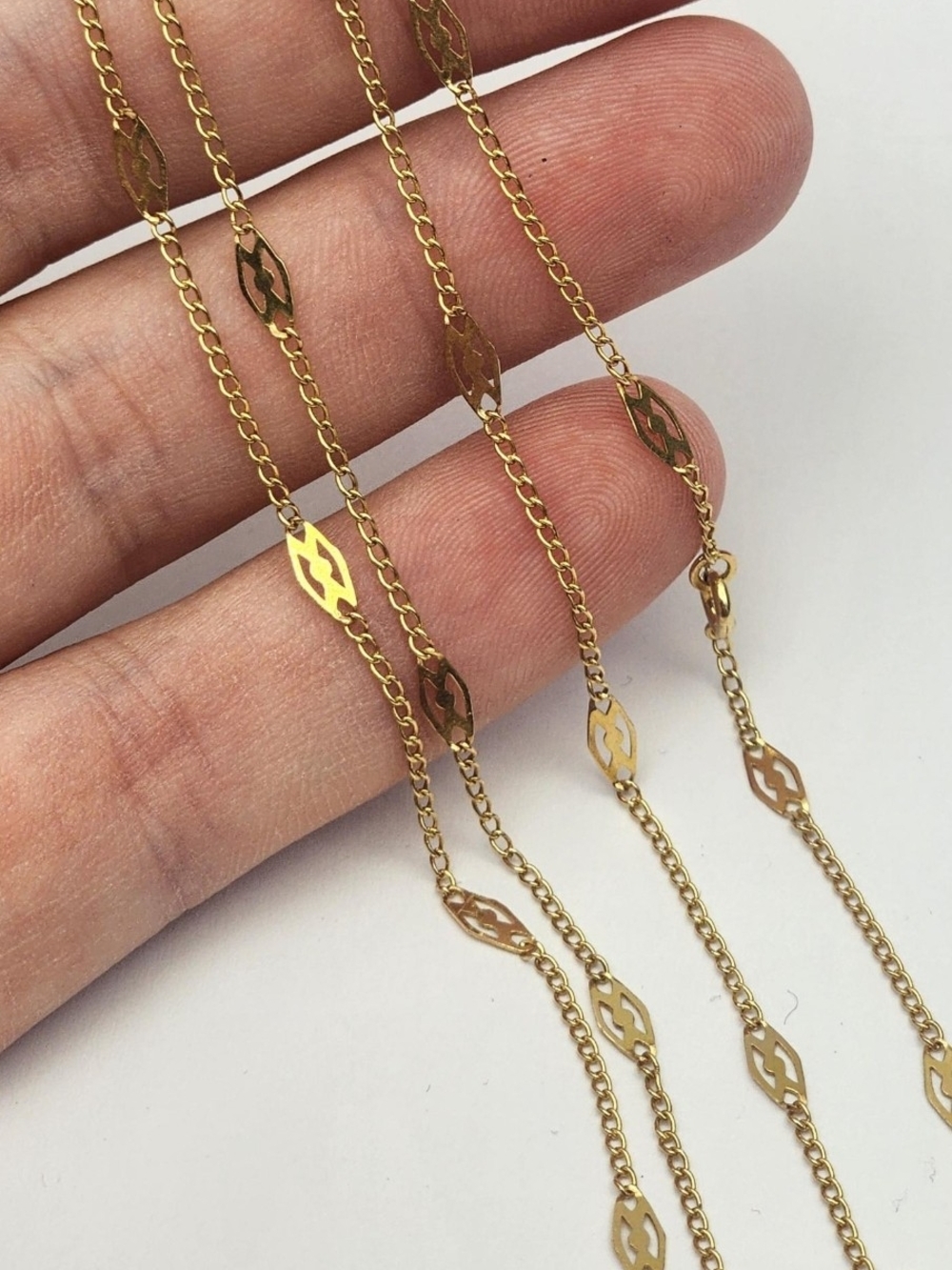 Filigree Station Gold Link Necklace with Geometric Accents - Women Jewelry